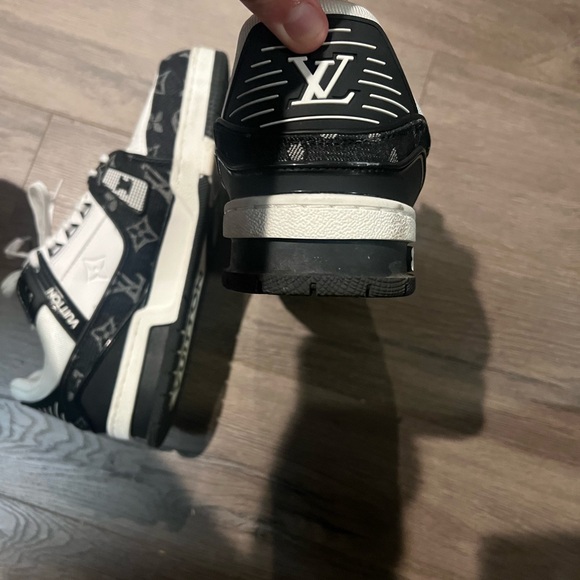 Gently used Louis Vuttion shoes WILL NEGOTIATE!! - Picture 4 of 6